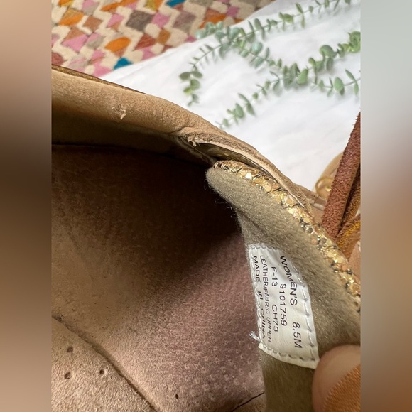 Sperry Womens Songfish Tan Gold Glitter Leather Boat Shoes Loafers Flats 8.5 - Picture 7 of 8